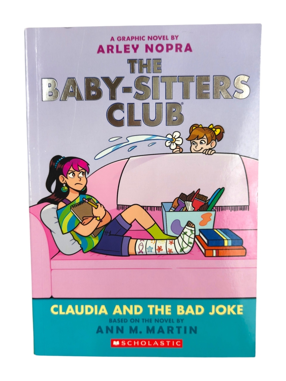 Claudia and the Bad Joke: A Graphic Novel (The Baby-sitters Club #15)